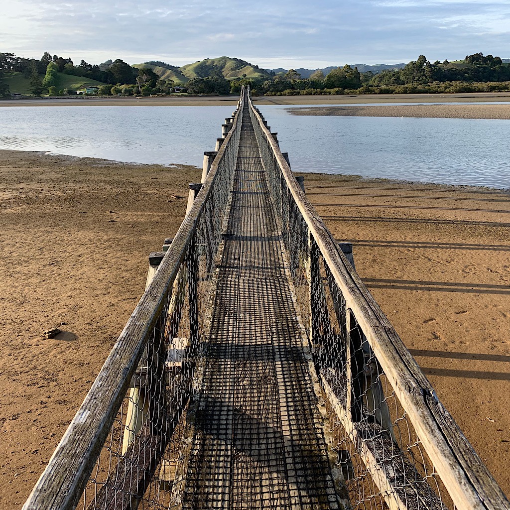 The longest footbridge in the Southern Hemisphere. 