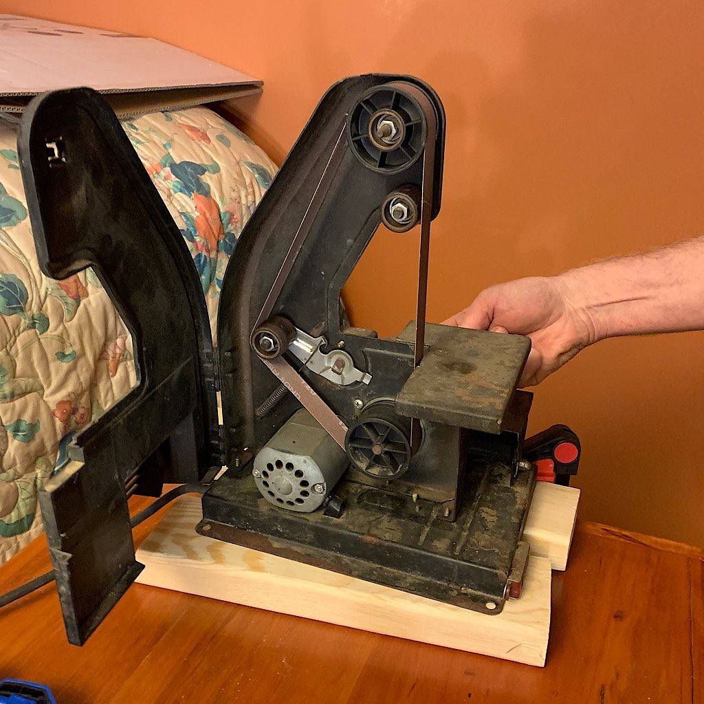 One more odd machine, a belt sander, helped out in the building of the Blisstudio. 