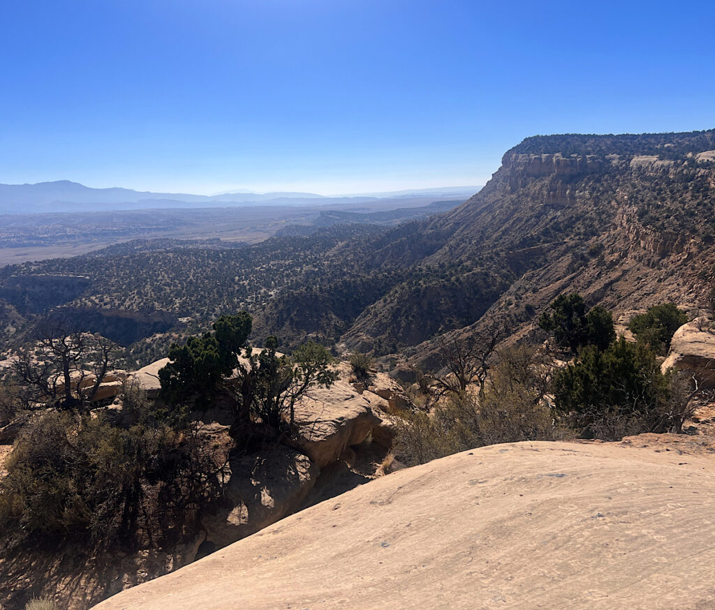 On the final day, I climbed up and down over mesas with stunning views. 